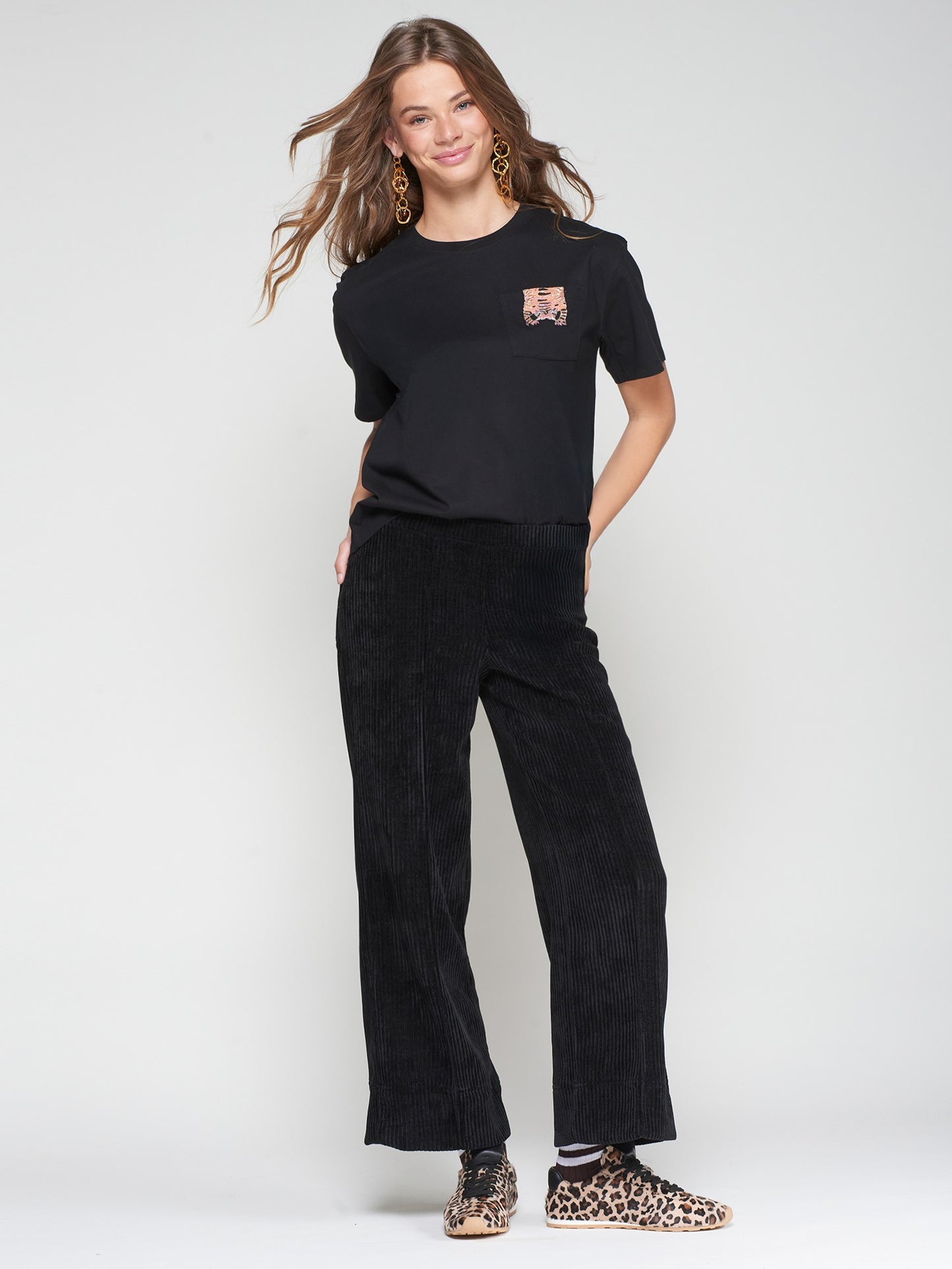 Vilagallo Corduroy Straight Trousers-Black