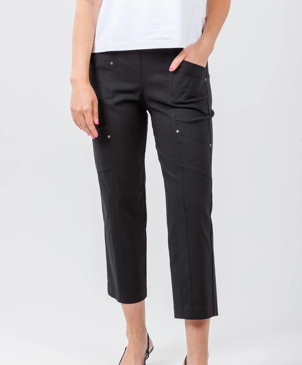 Elliott Lauren Cropped Cargo Pants-Black