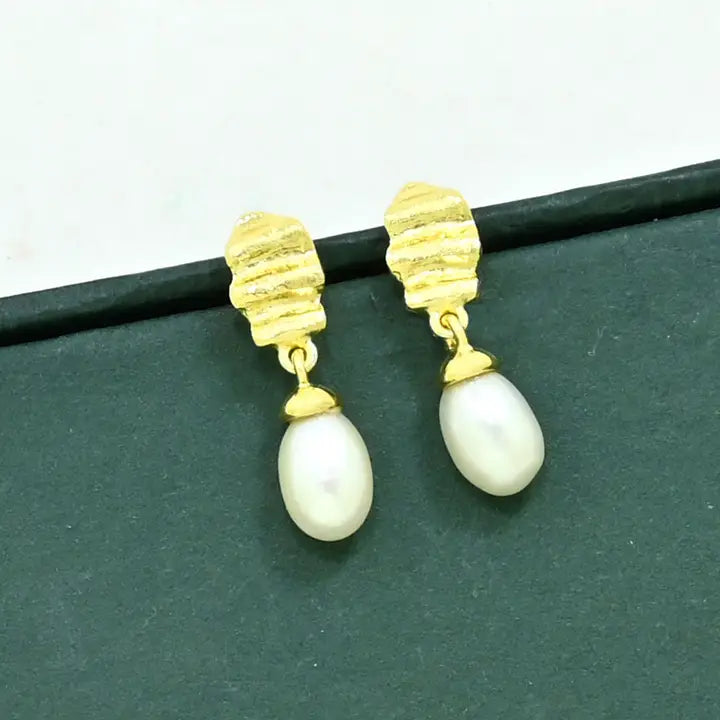 Hallie Drop Earrings-Gold & Pearl