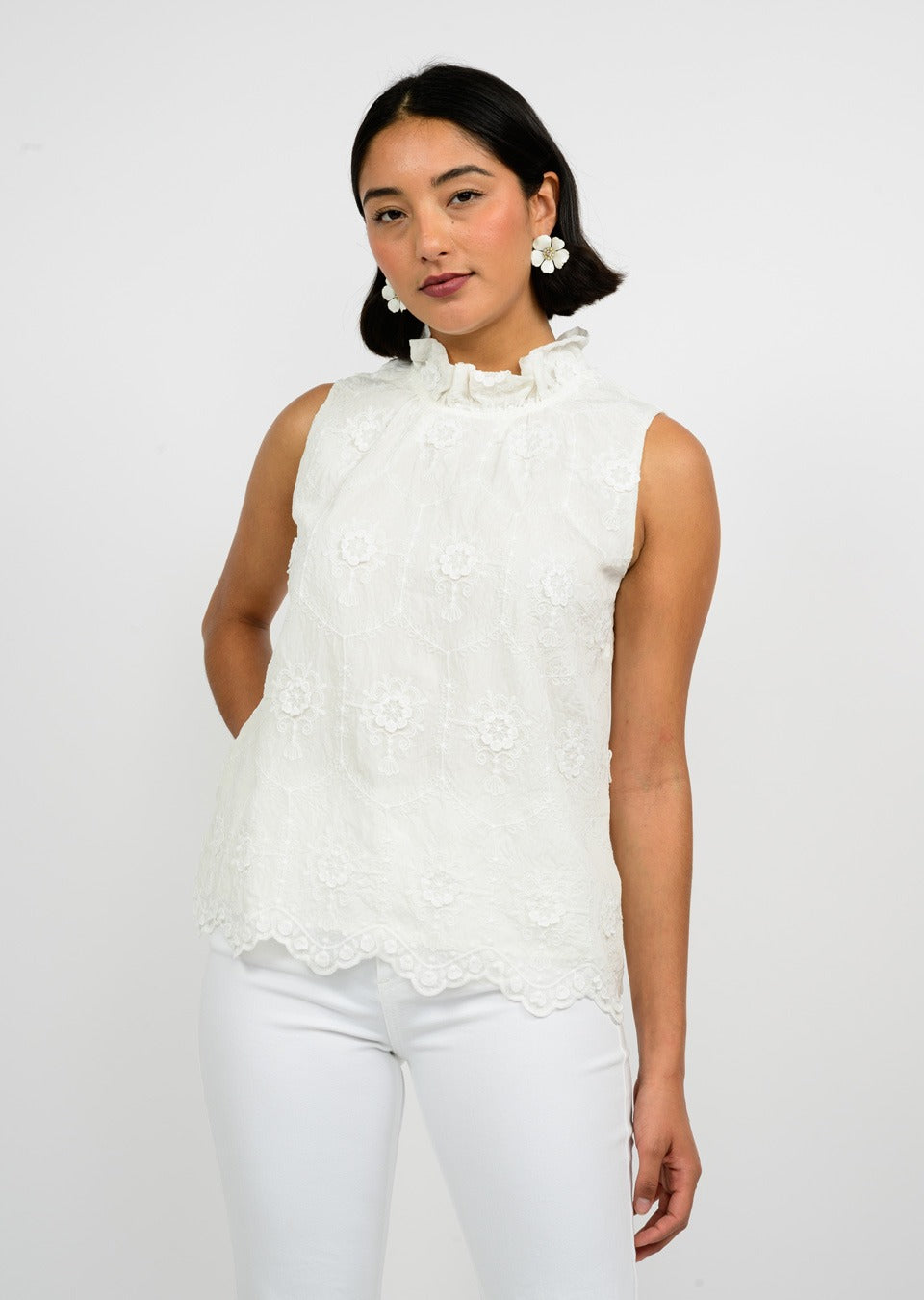 Ivy Jane 3-D Scallop Border Top-White