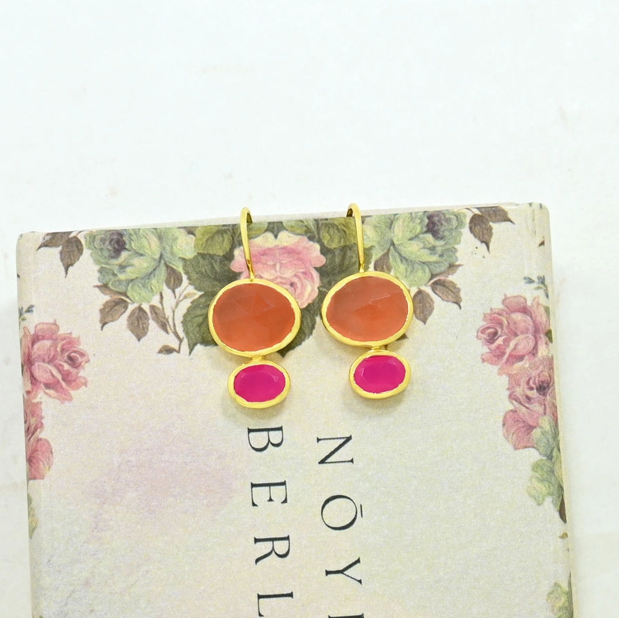 Primrose Earring Gold Plated - Pink Fuchsia Onyx & Carnelian