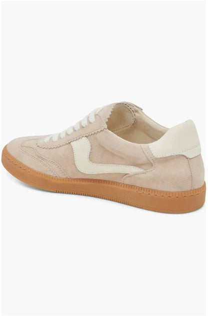 Dolce Vita Notice Sneaker in Dune Multi Suede