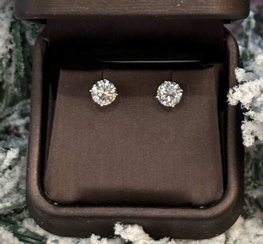 2.14 ct./14KY Lab Grown Round Diamond Stud Earrings