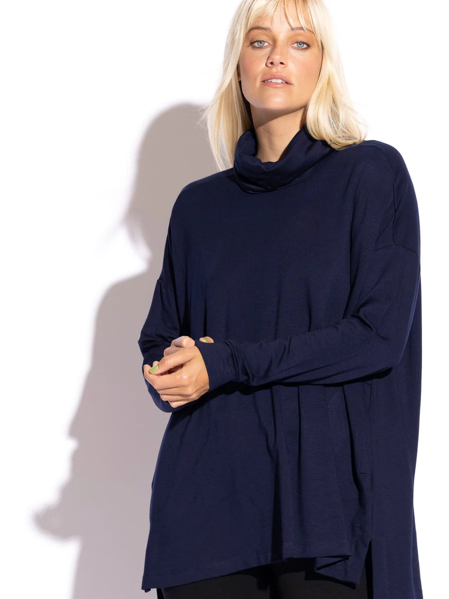 Capote Lauren Turtleneck in Navy