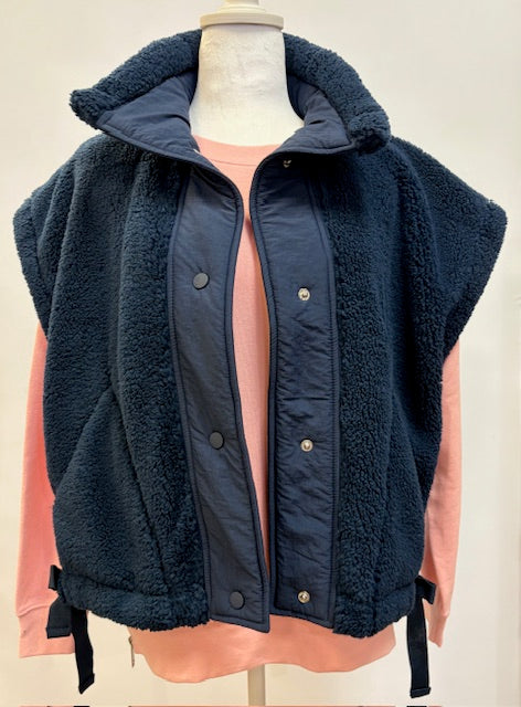 Free People Scout It Out Fleece Vest-Midnight Navy
