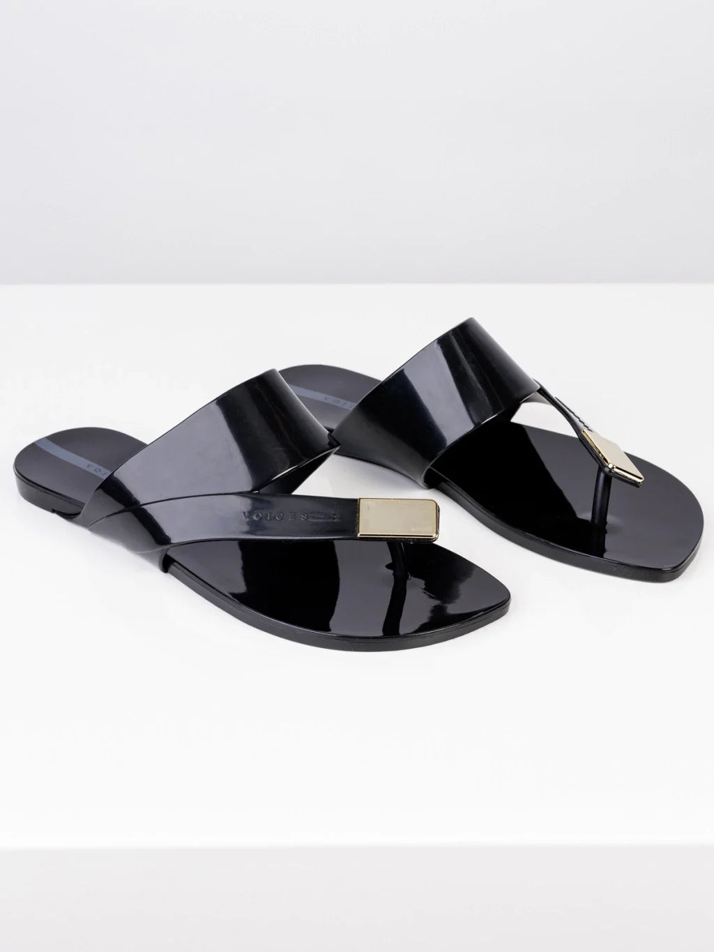 Voices Zen Metal Sandal-Black/Gold