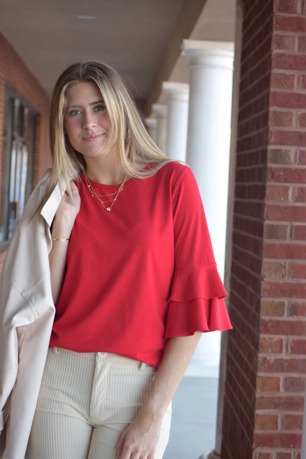Double Sleeve Ruffle Keyhole Back Tee in Red