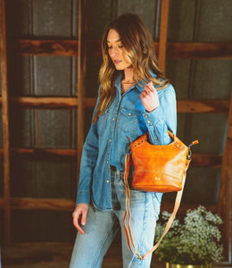 Bedstu Delilah Handbag in Pecan Rustic