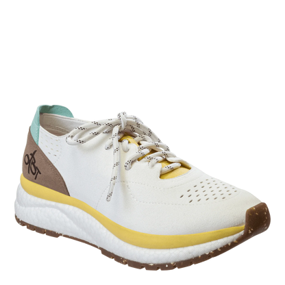 OTBT Free Sneaker in Canary